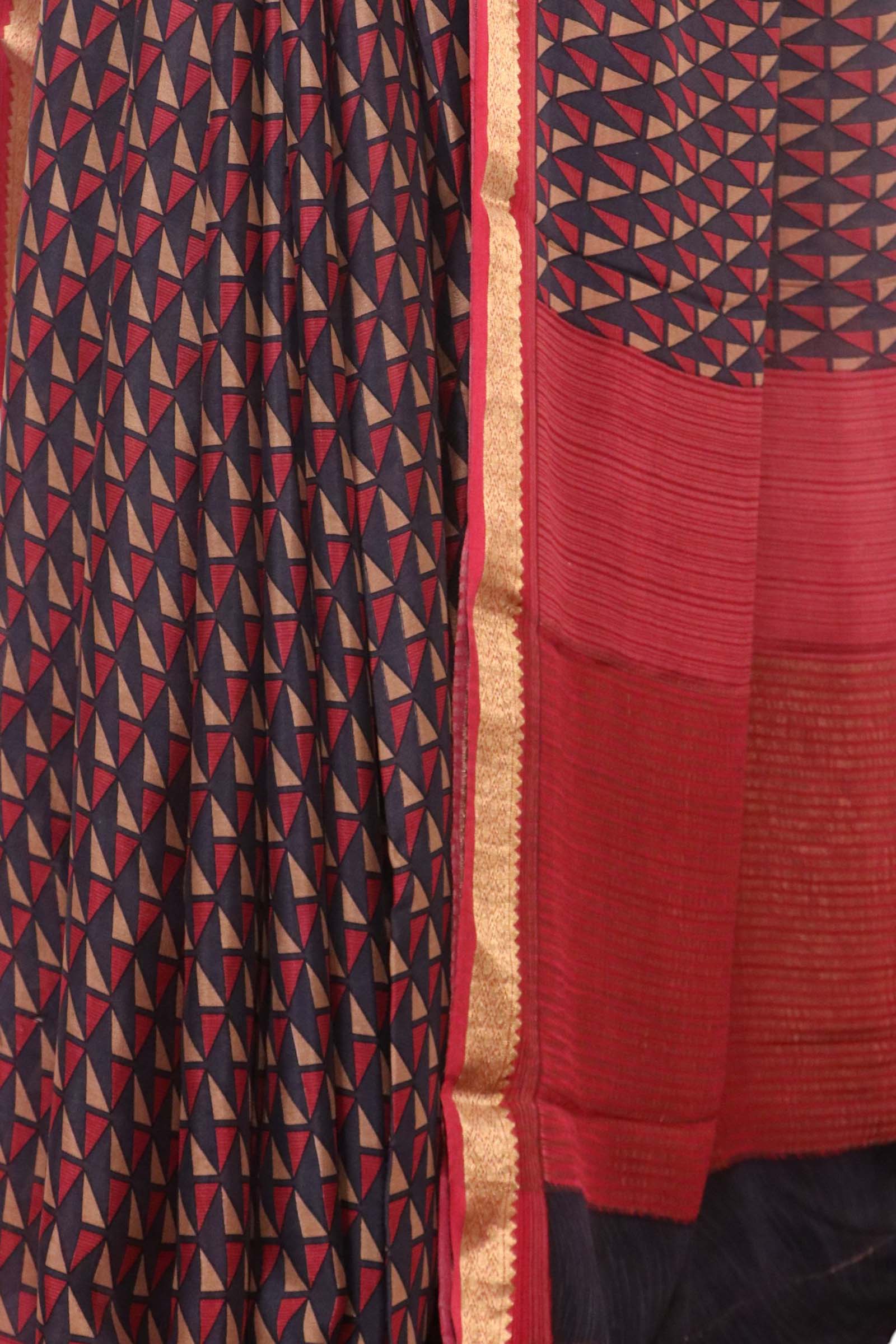 Pure Floral Zari Crepe Silk Saree AL206157